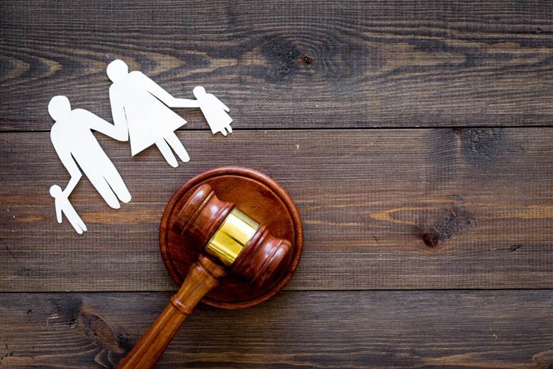 Choosing the Right Family Lawyer