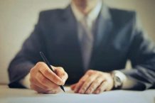 5 Reasons to Hire an Employment Lawyer